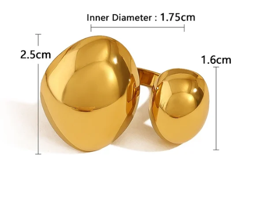 Anillo abierto con diseño geométrico, chapado en oro 18K, muestra de las medidas y detalle retro