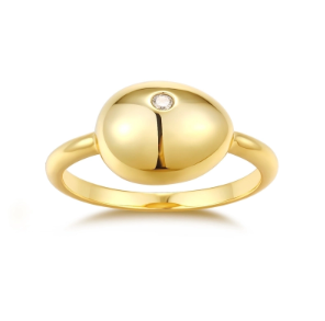 Anillo geométrico moissanita plata 925 con baño de rodio, foto sobre fondo blanco con sombra visible