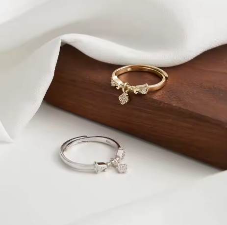 Anillo de trébol 4 Hojas Plata S925 con Chapado de Oro de 14k Ajustable