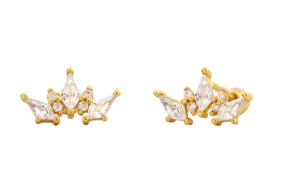 Pendientes mini en forma de corona en plata de ley sobre fondo blanco