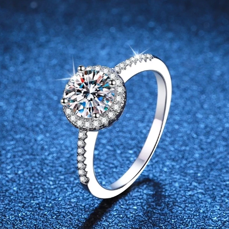 Anillo solitario de moissanita 2 ct en plata 925 con baño de rodio