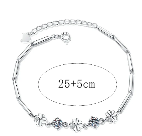 Medidas y dimensiones de la pulsera de plata con moissanita y tréboles