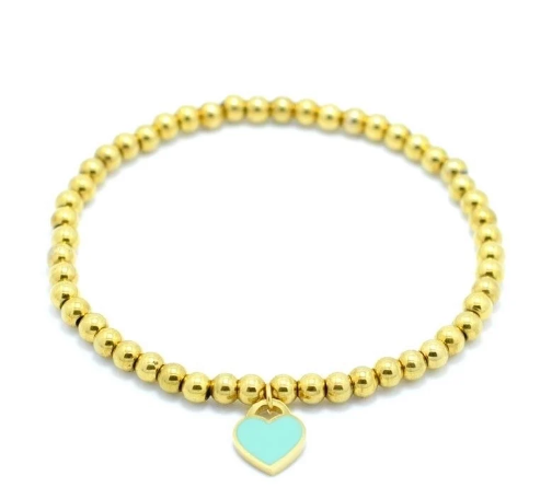 Pulsera con cuentas y corazones en oro amarillo, ideal para añadir color y estilo a tu look diario