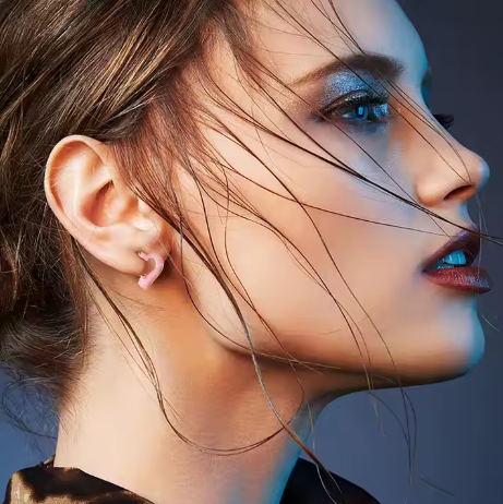 Pendientes Brillamor: Elegancia y Estilo en Cada Detalle